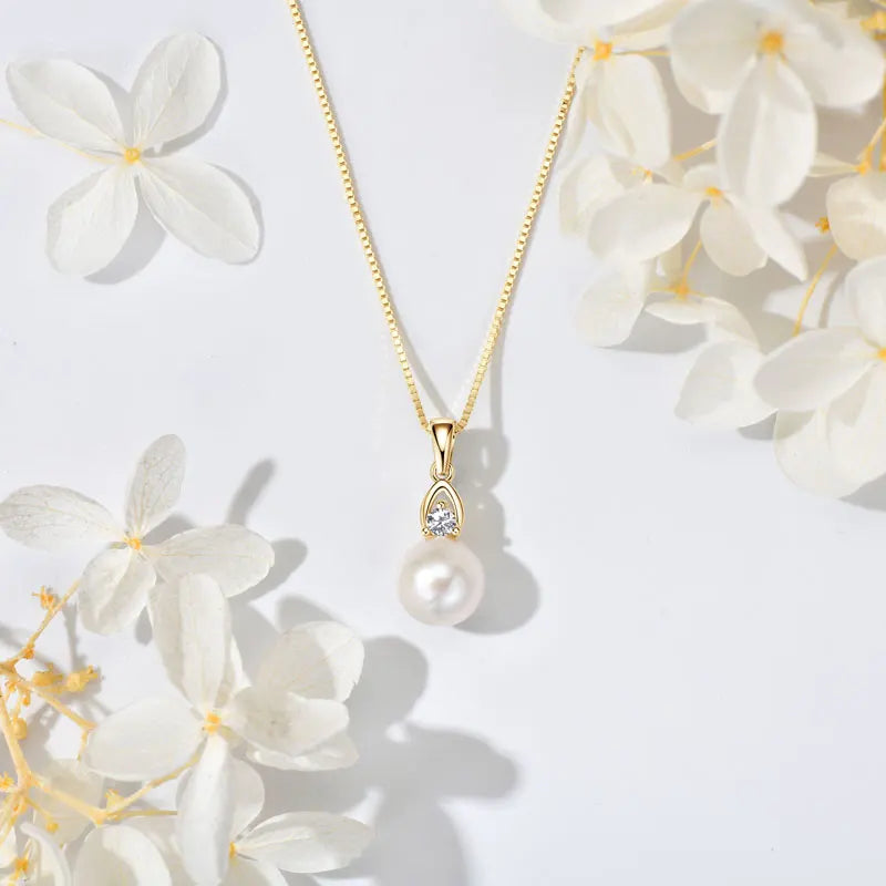 Grace Pearl Necklace